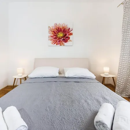 Two-bedroom In Svpetar * Sveti Petar (Zadar)