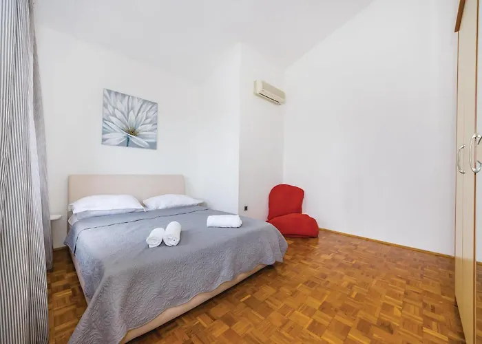Two-bedroom In Svpetar