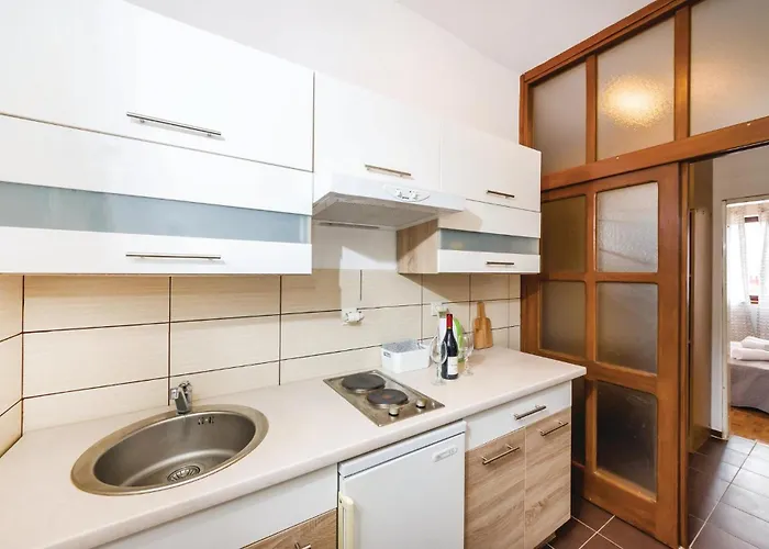 Two-bedroom In Svpetar