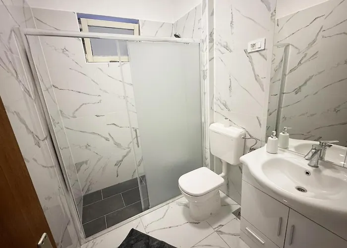 Two-bedroom In Svpetar Апартаменты *